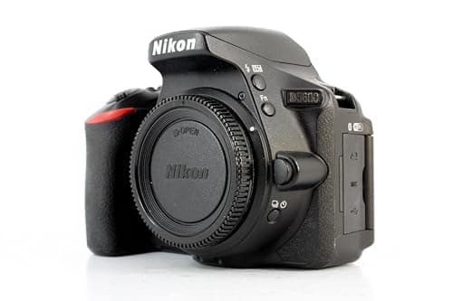 Nikon D5600 - Cámara réflex de 24.2 MP (imagen de Amazon)